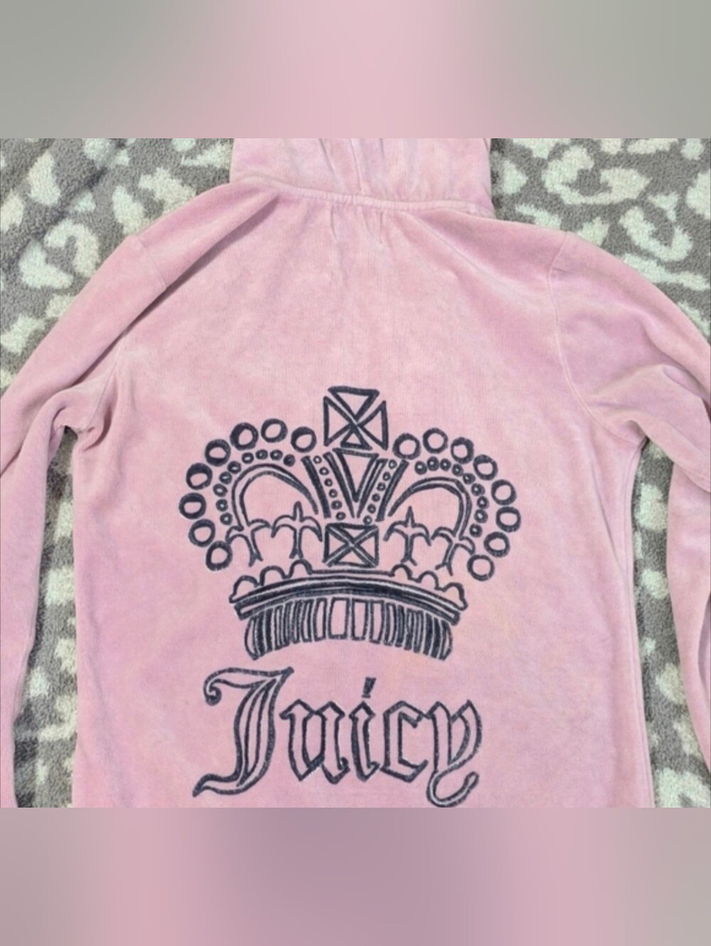 VINTAGE Juicy Couture Pastel Pink Crown Zip Up Hoodie ✨ Y2K Princess Core - Picture 2 of 4